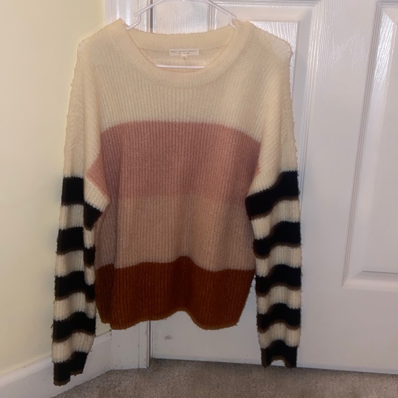 Truly Madly Deeply sweater - Picture 2 of 4